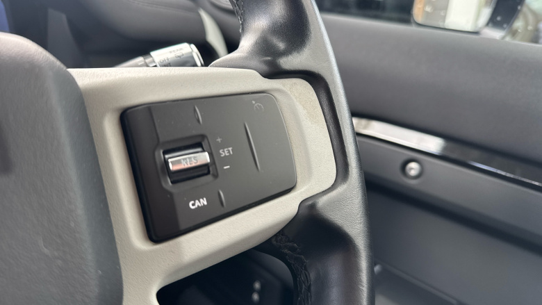 Land Rover Defender 3.0 D250 S 90 3dr Auto Diesel Estate